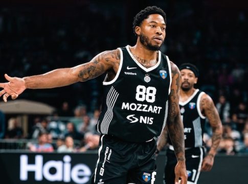 Άλλαξε η ώρα άφιξης του Ταϊρίκ Τζόουνς