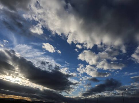 Πότε έρχονται τα έντονα φαινόμενα με βροχές και καταιγίδες