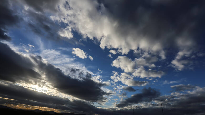 Πότε έρχονται τα έντονα φαινόμενα με βροχές και καταιγίδες