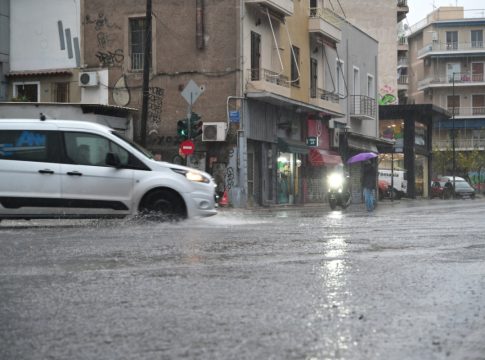 Κακοκαιρία: Πόσο θα διαρκέσει το κύμα που σαρώνει τη χώρα – Σε κατάσταση Red Code 6 περιοχές