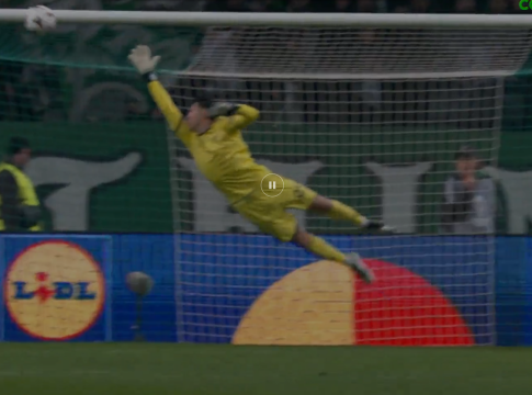 Τεράστια ευκαιρία για τον Παναθηναϊκό με δοκάρι σε τρομερό σουτ του Κάτρη (vid)