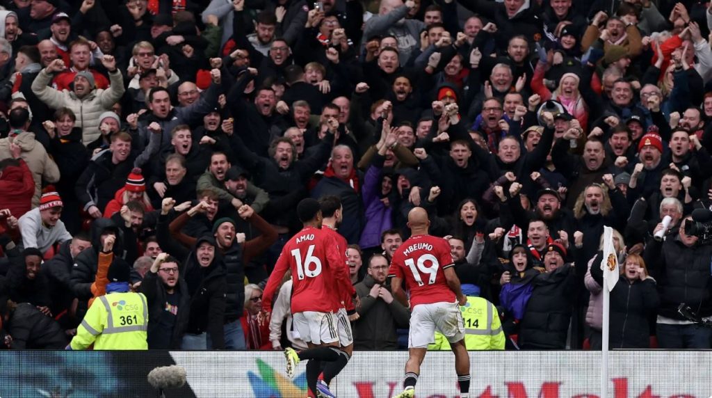 Μάντσεστερ Γιουνάιτεντ – Μάντσεστερ Σίτι 2-0: Η πόλη είναι… κόκκινη