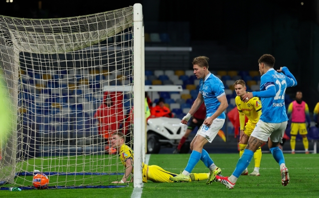 Γκέλαρε η Νάπολι κόντρα στη Βερόνα (2-2), πήρε το ντέρμπι η Αταλάντα (0-2)