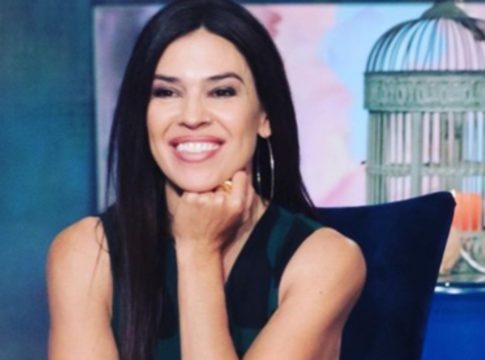 Τρέλανε κόσμο η Ναταλία Δραγούμη στα 52 της με τσιφτετέλι σε… drag show (vid)