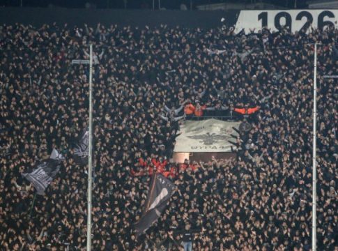 Παγωμάρα στους οπαδούς του ΠΑΟΚ που ταξίδευαν για Γαλλία – Επιστρέφουν πούλμαν στην Ελλάδα