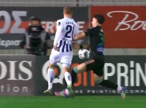 Το πεντακάθαρο πέναλτι του Μπόκου στον Ούρονεν που δεν έδωσε ο Βεργέτης (vid)