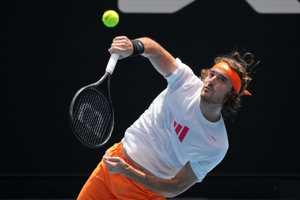 Τσιτσιπάς: «Δεν ήμουν συγκεντρωμένος – Ευχαριστώ τους Έλληνες φιλάθλους» (vid)