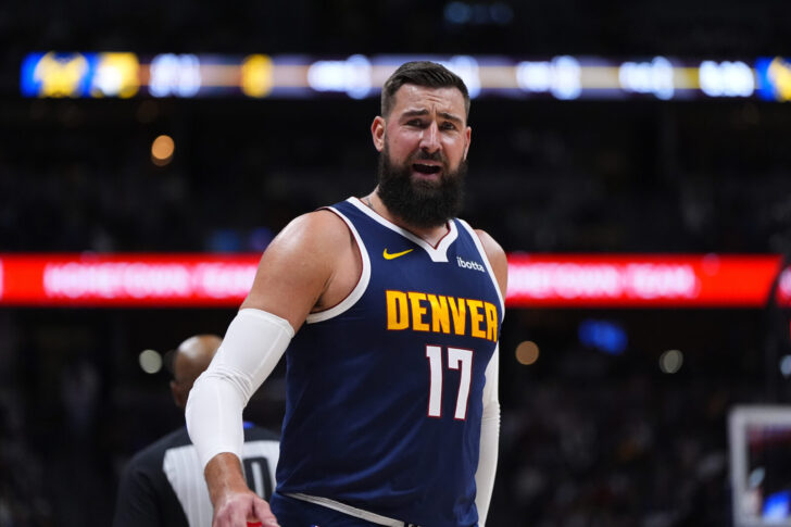 Ξέμειναν χωρίς σέντερ οι Νάγκετς: Μετά τον Γιόκιτς έχασαν και τον Βαλαντσιούνας