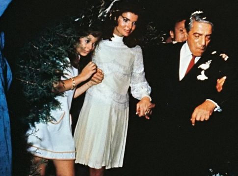 «Πάντα ήθελα να κάνω τις γυναίκες όμορφες» – O Βαλεντίνο για την επανάσταση του Valentino, μια προφορική ιστορία σαγήνης