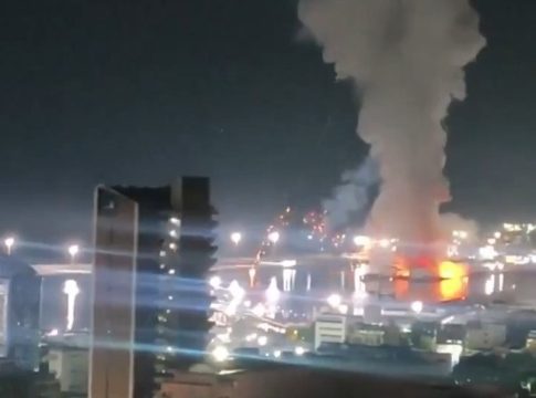 Βενεζουέλα: Αμερικανικές επιθέσεις στο Καράκας και σε άλλες πόλεις – Σε κατάσταση έκτακτης ανάγκης η χώρα