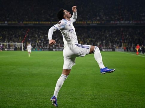 Διπλό κορυφής για τη Λιόν (0-1), πέρασε από την Πόλη η Βίλα (0-1) – Πού βρίσκονται ΠΑΟΚ και Παναθηναϊκός στη βαθμολογία