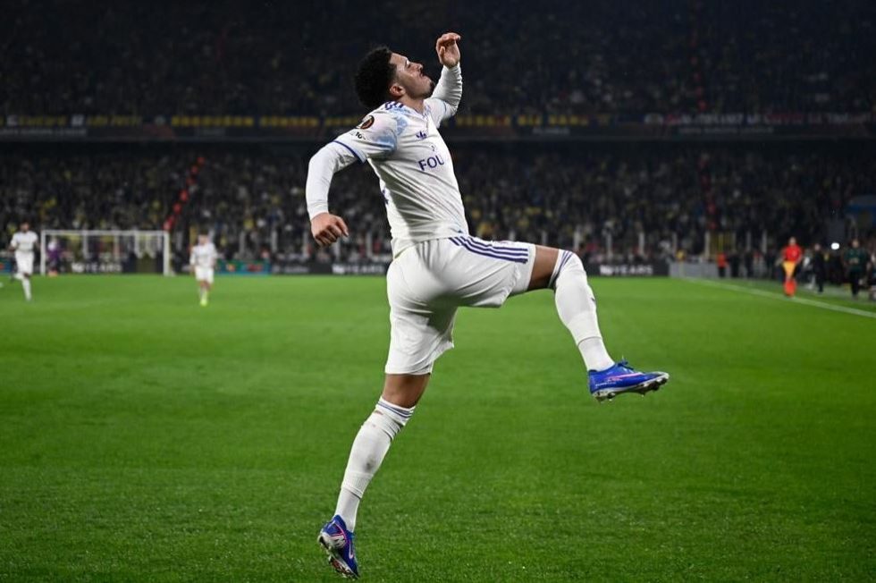 Διπλό κορυφής για τη Λιόν (0-1), πέρασε από την Πόλη η Βίλα (0-1) – Πού βρίσκονται ΠΑΟΚ και Παναθηναϊκός στη βαθμολογία