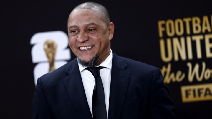 Ρομπέρτο Κάρλος: «Αναρρώνω, ανυπομονώ να επιστρέψω, δεν υπέστησα καρδιακή προσβολή»