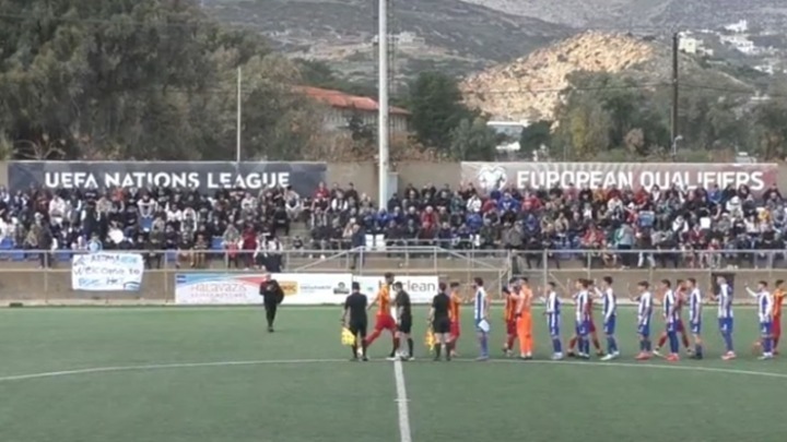 Αποκολλήθηκε τμήμα στεγάστρου στο Δημοτικό Γήπεδο Ερμούπολης