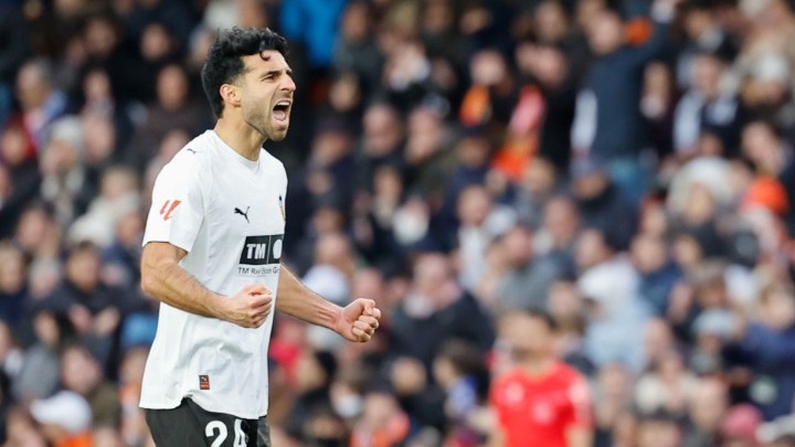 Νίκη με buzzer beater στις καθυστερήσεις για τη Βαλένθια! (3-2)