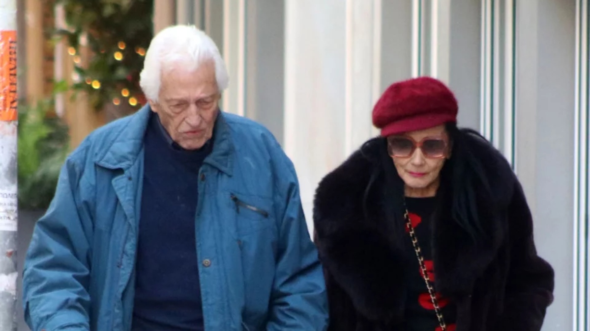 Βαρύ πένθος για τη Ζωζώ Σαπουντζάκη