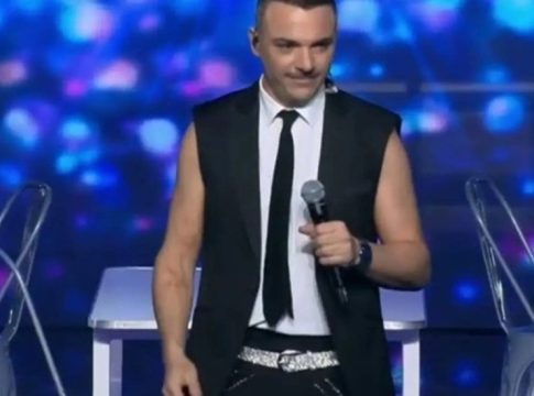 Κώστας Δόξας… Τέλος: Τον… διώχνουν από το J2US μετά την καταδίκη του για ενδοοικογενειακή βία – Η επίσημη ανακοίνωση του OPEN