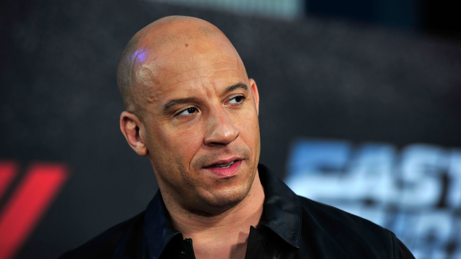 Η κόρη του Βιν Ντίζελ αστέρι στο μπάσκετ: Βρέθηκε στο All Star Game και συνομίλησε με τον Ρέτζι Μίλερ (vid)