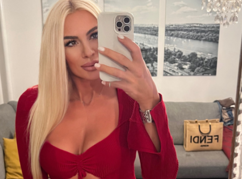 Τη μεταγραφή της χρονιάς ο Άρης – Στα «κιτρινόμαυρα» η εντυπωσιακή ξανθιά (pics)