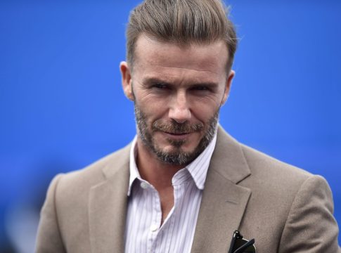 Κάν’ το όπως ο Μπέκαμ: Ο Ντέιβιντ μπαίνει στην κουζίνα και τρολάρει τον «σεφ» Μπρούκλιν