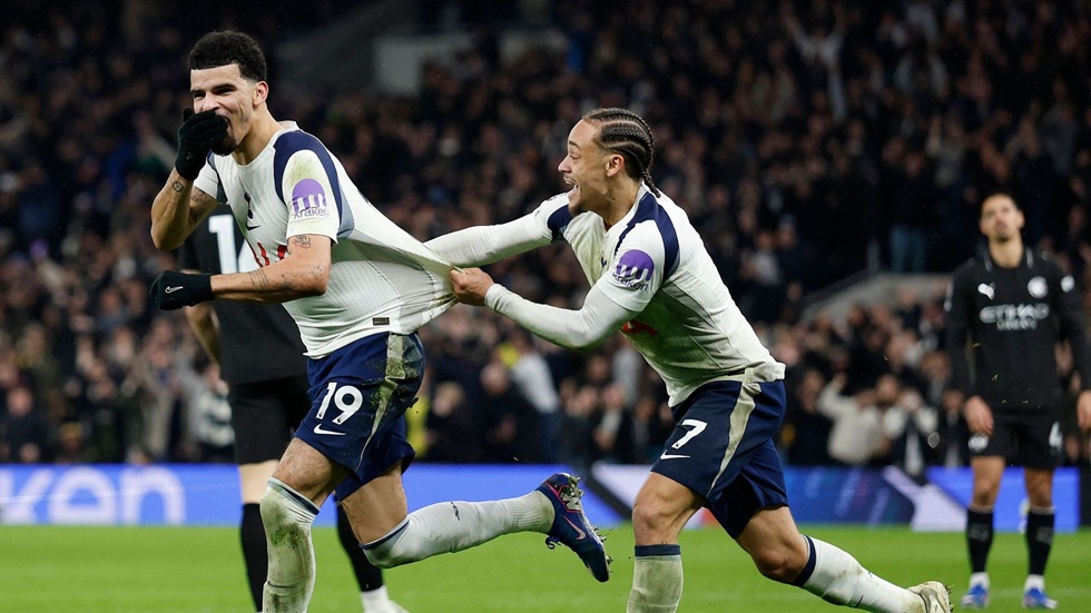 Τότεναμ – Μάντσεστερ Σίτι 2-2: Χαλάρωσε και την… πλήρωσε από τον Σολάνκε