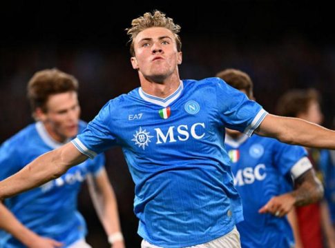 Τζένοα – Νάπολι 2-3: Ο Χόιλουντ «ξέρανε» τους γηπεδούχους στις καθυστερήσεις