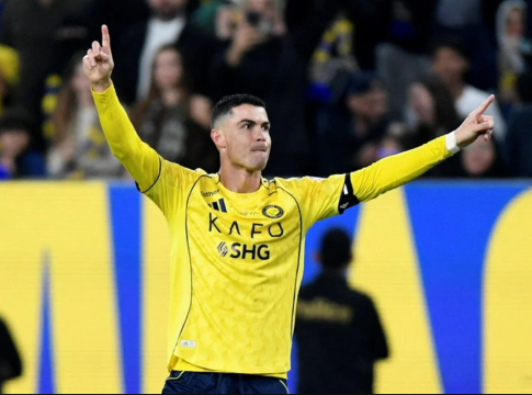 Έτοιμος να επενδύσει στο Μάντσεστερ ο Κριστιάνο Ρονάλντο