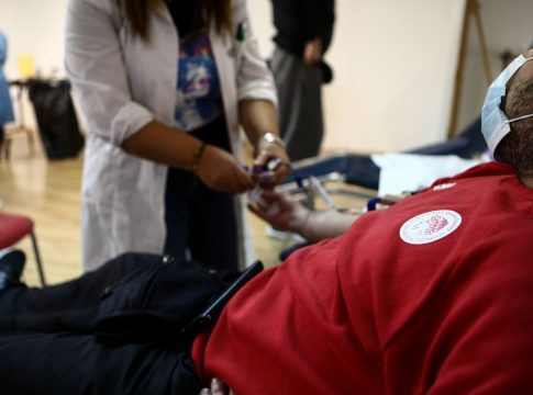 Εθελοντική αιμοδοσία στο «Γεώργιος Καραϊσκάκης» από την ΠΑΕ Ολυμπιακός στην μνήμη των θυμάτων της Θύρας 7