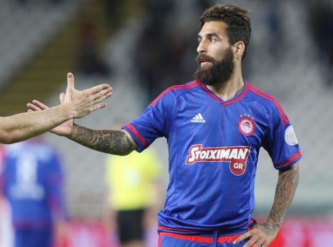 Ο Τζίμι Ντουρμάζ που αγωνίστηκε στον Ολυμπιακό αποσύρεται από την αγωνιστική δράση