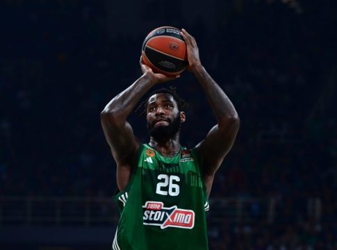 Η σπόντα του Λεσόρ για τον Ραζνάτοβιτς: «Ευτυχώς δεν τσακώθηκα με τη μητέρα μου, θα είχα μπερδέψει το ΣΕΦ και το ΟΑΚΑ»