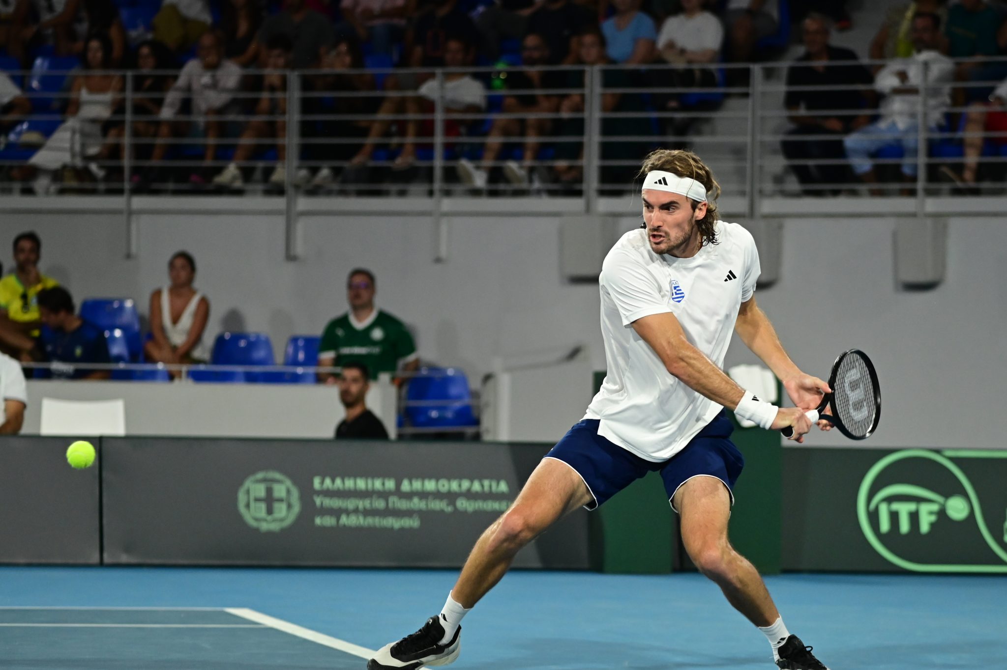 Μεντβέντεφ – Τσιτσιπάς 0-2: Απίθανος Στέφανος πέρασε στους «8» του Qatar Open (vid)