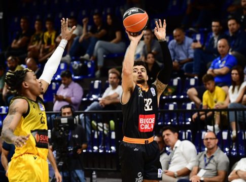 Βαρύ πλήγμα στον Προμηθέα: Έσπασε το χέρι του ο Γκρέι