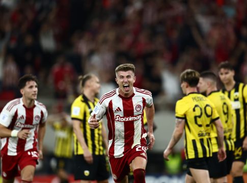 Ο Ολυμπιακός που έχει πάρει τον… αέρα της ΑΕΚ και οι απίστευτες επιδόσεις του Μεντιλίμπαρ (vids)