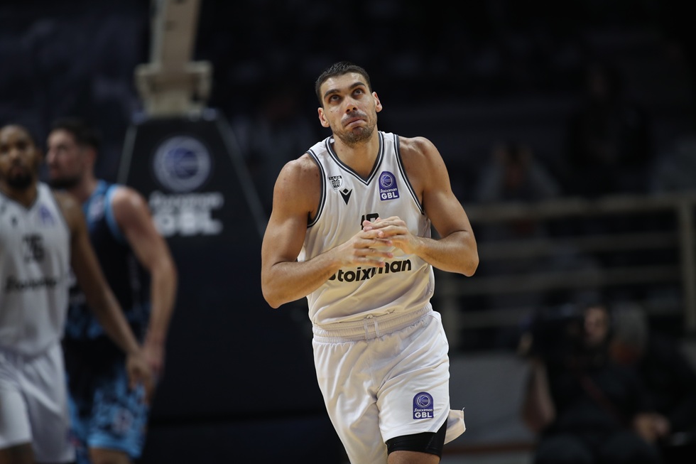 Περσίδης ενόψει Σπόρτινγκ: «Νίκη για την κορυφή και για τα παιδιά που χάθηκαν»