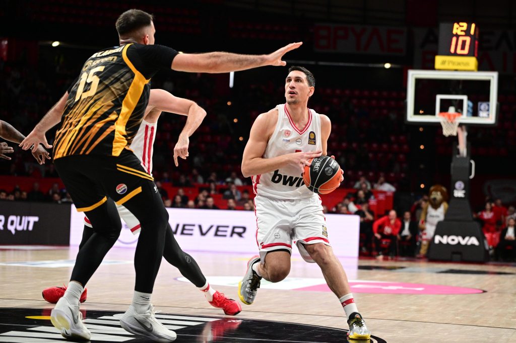 Οι αθλητικές μεταδόσεις της Τρίτης (17/2): Champions League και Κύπελλο Ελλάδας στο «μενού»