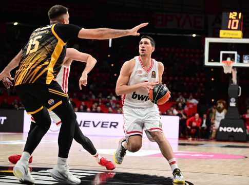 Οι αθλητικές μεταδόσεις της Τρίτης (17/2): Champions League και Κύπελλο Ελλάδας στο «μενού»