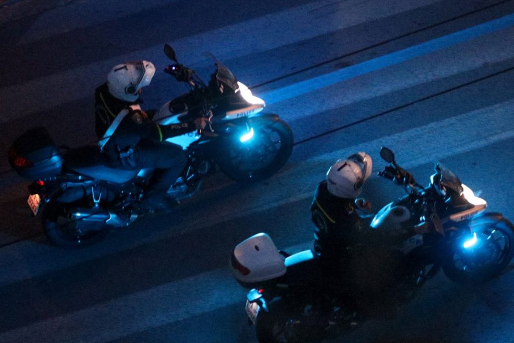 Καλλιθέα: Κοριτσάκι 2,5 ετών έπεσε σε συντριβάνι, μάχη των γιατρών να το επαναφέρουν