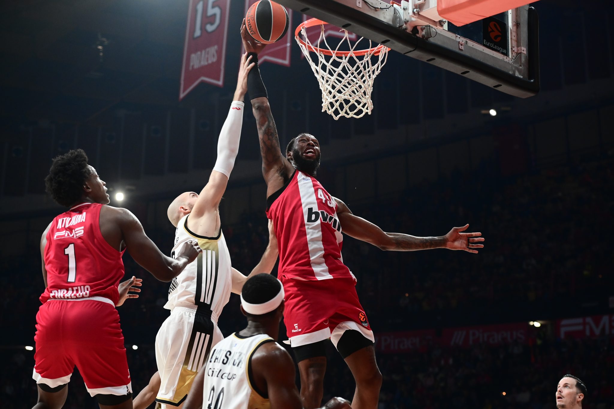 Ολυμπιακός: Αινιγματικό δημοσίευμα στην Ιταλία για ενδεχόμενη αποχώρηση από τους Ερυθρόλευκους