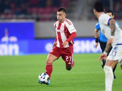 Η πρώτη φωτογραφία του Στρεφέτσα με τα χρώματα της Πάρμα και όσα λένε οι Ιταλοί