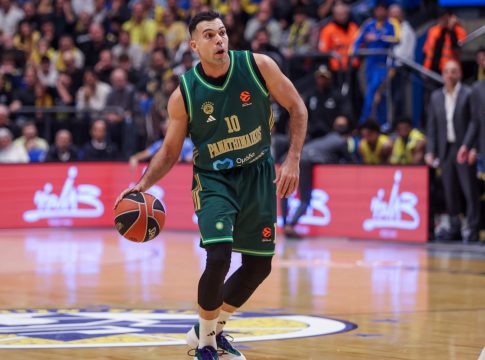 Ο Παναθηναϊκός συμπληρώνει 118 χρόνια ιστορίας και ο Σλούκας ευχήθηκε: «Οικογένεια, αφοσίωση, στόχους, αγάπη» (vid)