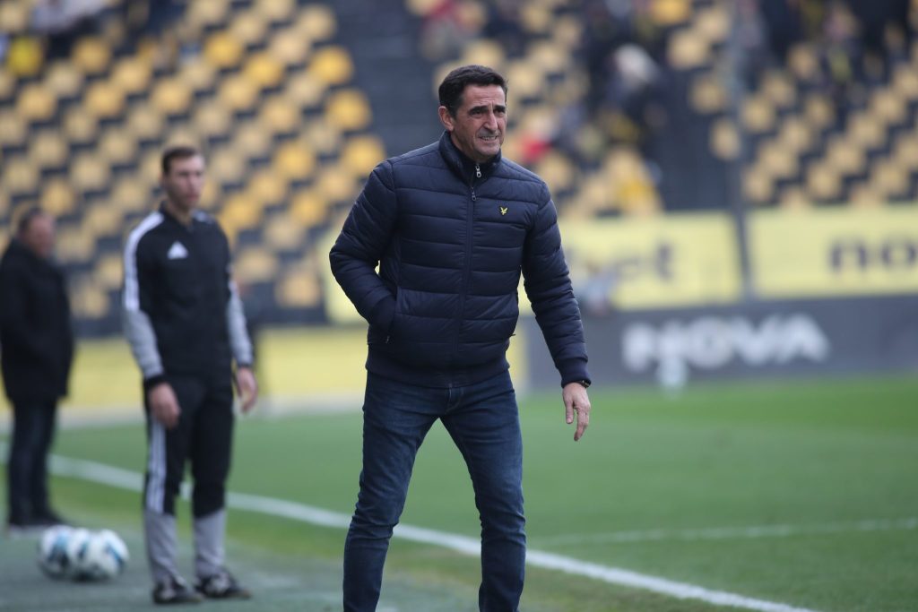 Άρης: Δύο επιστροφές για τον Χιμένεθ