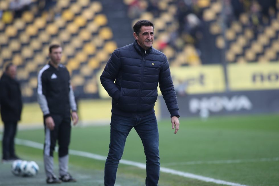 Άρης: Δύο επιστροφές για τον Χιμένεθ