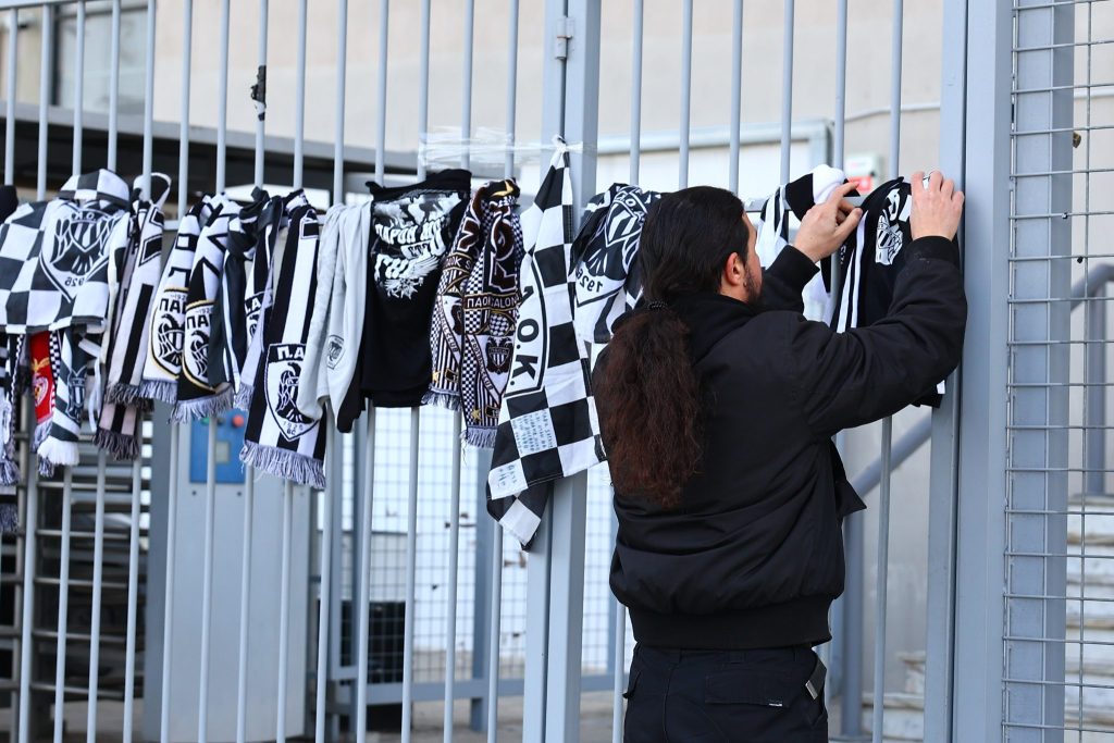 Ο Τσέφεριν τιμά τη μνήμη των αδικοχαμένων οπαδών του ΠΑΟΚ