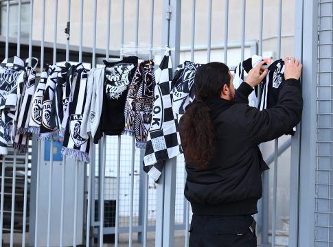 Ο Τσέφεριν τιμά τη μνήμη των αδικοχαμένων οπαδών του ΠΑΟΚ