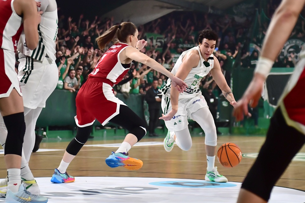 Χωρίς κόσμο το πρώτο ντέρμπι των ημιτελικών ανάμεσα σε Παναθηναϊκό και Ολυμπιακό