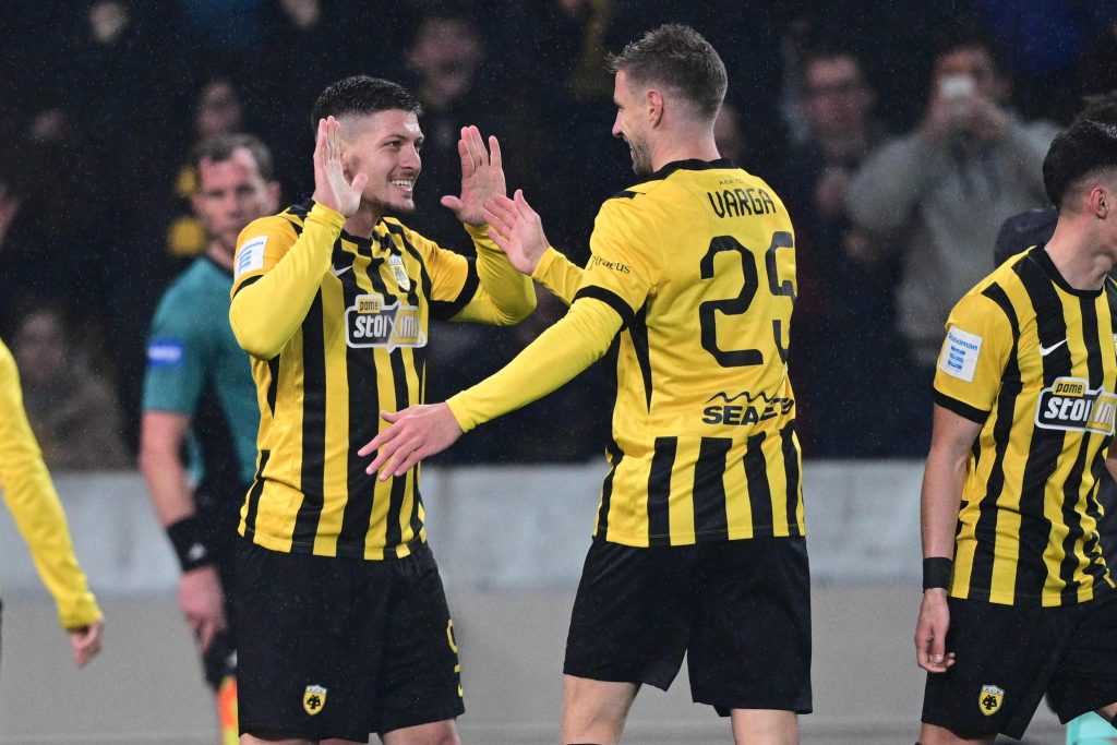 Κόρνερ Μαρίν, κεφαλιά του Βάργκα και 1-0 η ΑΕΚ (vid)