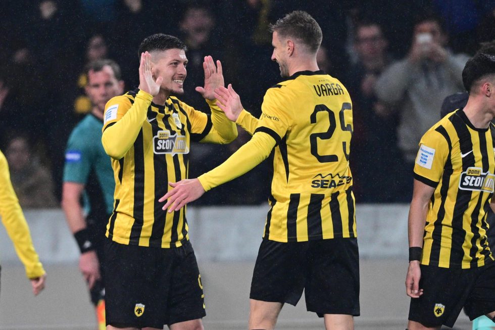 Κόρνερ Μαρίν, κεφαλιά του Βάργκα και 1-0 η ΑΕΚ (vid)