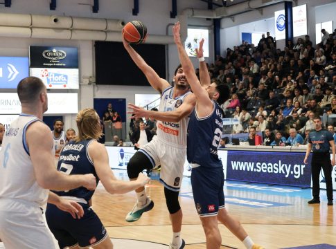 Μύκονος Betsson – Καρδίτσα 76-75: Σκουλίδας «at the buzzer» και οι νησιώτες στο Final-8