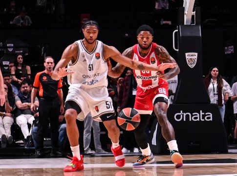 Ολυμπιακός – Ντουμπάι 108-98 (95-95 κ.δ): Πέταξαν τον ιδρώτα τους οι «ερυθρόλευκοι»