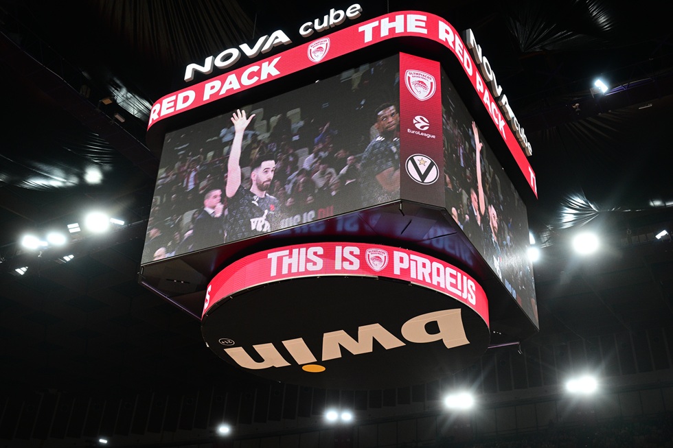 Βραβεύτηκε από τον Παπανικολάου ο Λούκα Βιλντόζα (pic)